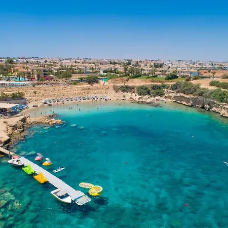 Chryso Villa Paralimni